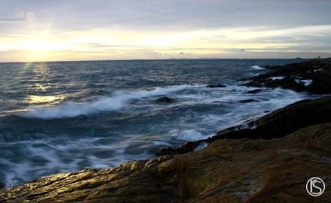 waves on the shore of Ko Samet