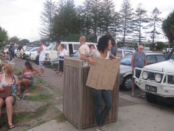 19241_278022679610_505014610_3339326_6286119_n[1]