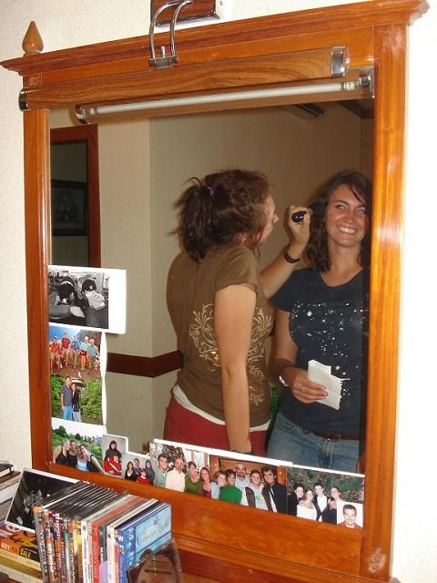 Mirror - Moms check out the fam pictures