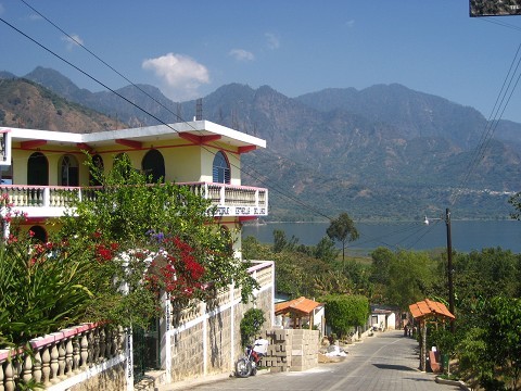 This is where we live... Looks more like a honeymoon than a mission trip, I know.... but there is really a lot of poverty as you leave the shore.... a lot of beauty in San Juan everywhere you look!! I really love our home for the month of February. Its cute... hot pink like a Valentine. Smiles.