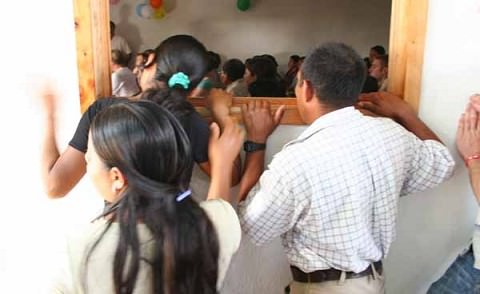 People are eager to hear about God!