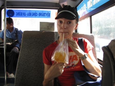 drinks in a bag to go...awesome!