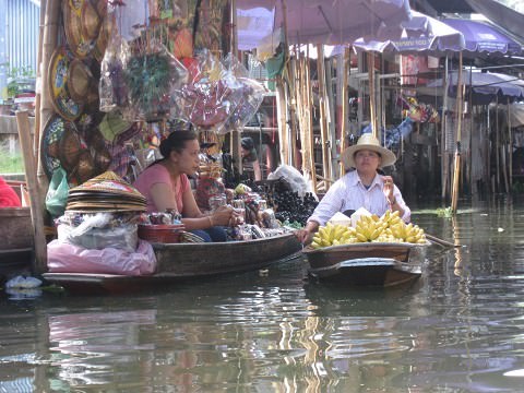 Katie, Becca and me clowning around