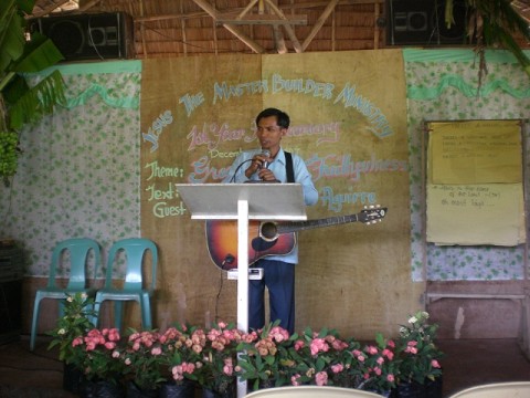 pastor nonoy