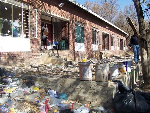 before pic of outside of girls' house