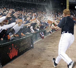  Chris Shelton, who at the beginning of the season was the fastest to hit 10 home runs or so, in the history of baseball.